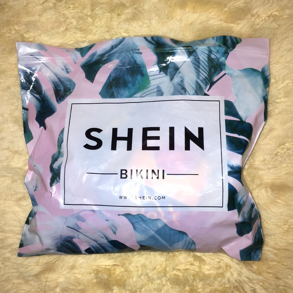 Low Rise Print Cheeky String Bikini Bottom - Picture 3 of 6